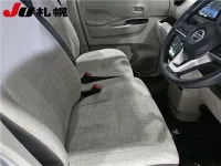 Nissan ROOX лот № 1565 оценка 3.5  с аукциона в Японии 4