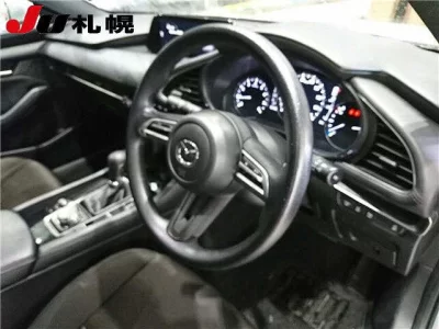 Mazda MAZDA3  с аукциона в Японии