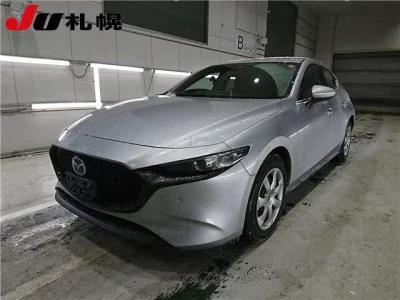 Mazda MAZDA3  с аукциона в Японии