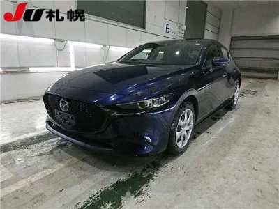 Mazda MAZDA3  с аукциона в Японии