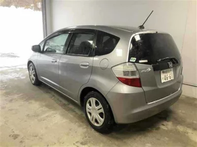 Honda FIT  с аукциона в Японии