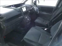 Toyota NOAH лот № 4015 оценка R  с аукциона в Японии 2