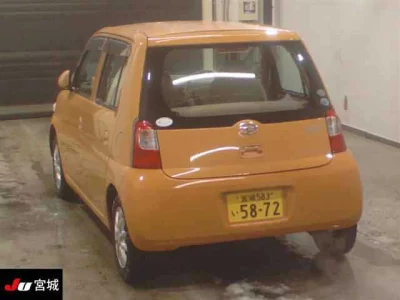 Daihatsu Esse