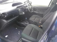 Toyota AQUA лот № 3003 оценка   с аукциона в Японии 2