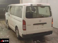 Toyota HIACE VAN лот № 3001 оценка   с аукциона в Японии 1