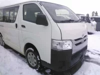 Toyota HIACE VAN лот № 3001 оценка   с аукциона в Японии 4
