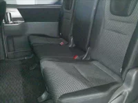 Toyota NOAH лот № 4216 оценка 3.5  с аукциона в Японии 4