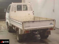 Mazda BONGO лот № 9018 оценка R  с аукциона в Японии 1