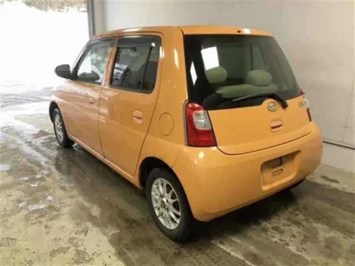 Daihatsu Esse