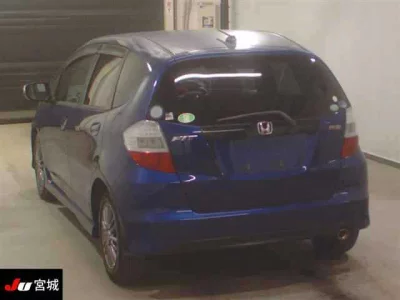 Honda FIT  с аукциона в Японии