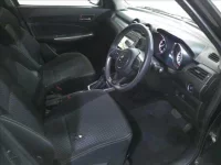 Suzuki SWIFT лот № 2076 оценка 4  с аукциона в Японии 3