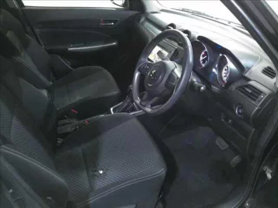 Suzuki SWIFT  с аукциона в Японии