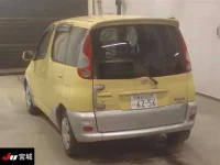 Toyota FUNCARGO лот № 4313 оценка 3.5  с аукциона в Японии 1