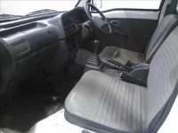 Suzuki CARRY TRUCK лот № 4323 оценка 3  с аукциона в Японии 2