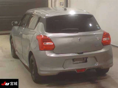 Suzuki SWIFT  с аукциона в Японии