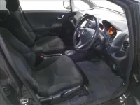 Honda FIT лот № 4368 оценка 3  с аукциона в Японии 3