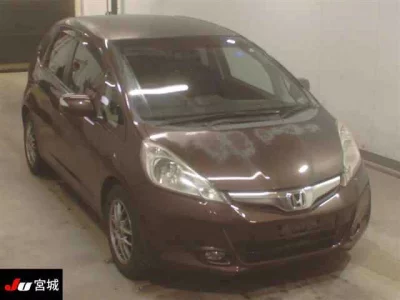 Honda FIT  с аукциона в Японии