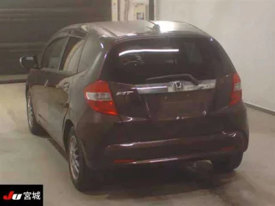 Honda FIT  с аукциона в Японии