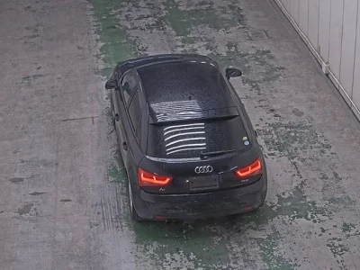 Audi A1  с аукциона в Японии