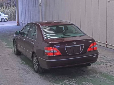 Toyota BREVIS  с аукциона в Японии