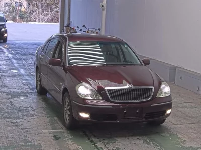 Toyota BREVIS  с аукциона в Японии