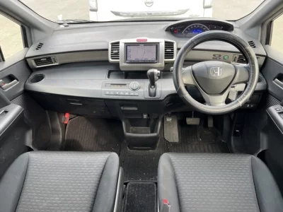 Honda FREED  с аукциона в Японии