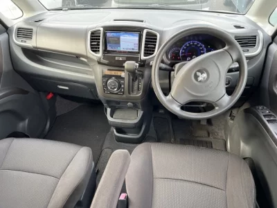 Mitsubishi DELICA D2