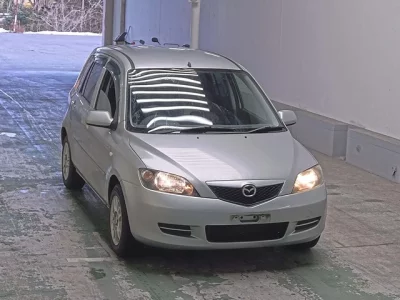 Mazda DEMIO