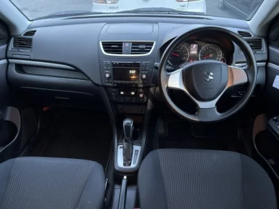 Suzuki SWIFT  с аукциона в Японии