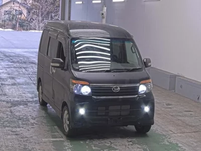 Daihatsu Atrai Wagon  с аукциона в Японии