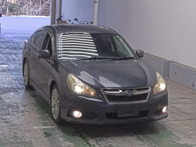 Subaru LEGACY B4