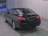 Nissan FUGA лот № 6242 оценка 3.5  с аукциона в Японии 1