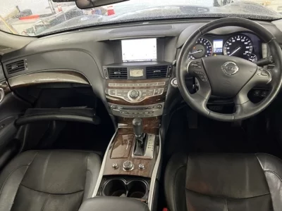 Nissan FUGA  с аукциона в Японии