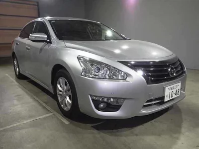 Nissan TEANA