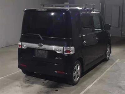 Daihatsu TANTO  с аукциона в Японии