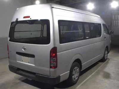 Toyota HIACE VAN  с аукциона в Японии