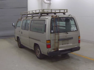 Nissan CARAVAN VAN