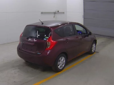 Nissan NOTE  с аукциона в Японии