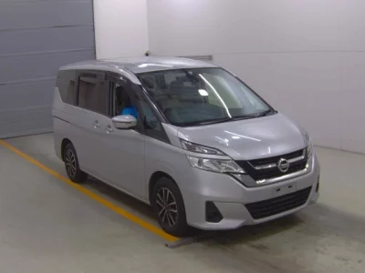 Nissan SERENA  с аукциона в Японии