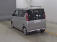 Nissan ROOX лот № 3009 оценка 4  с аукциона в Японии 1