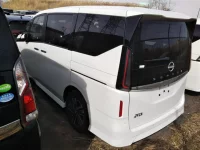 Nissan SERENA лот № 5523 оценка 4  с аукциона в Японии 1