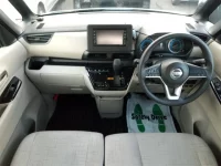 Nissan ROOX лот № 5570 оценка 4  с аукциона в Японии 4