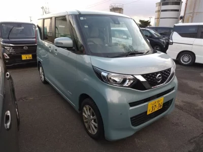Nissan ROOX  с аукциона в Японии
