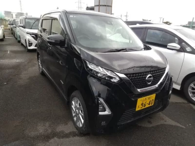 Nissan DAYZ  с аукциона в Японии