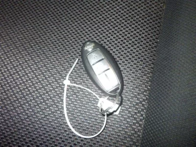 Nissan SERENA  с аукциона в Японии