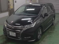 Honda ODYSSEY лот № 3523 оценка 3  с аукциона в Японии 5