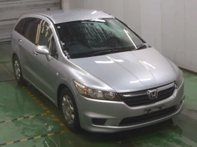 Honda STREAM  с аукциона в Японии