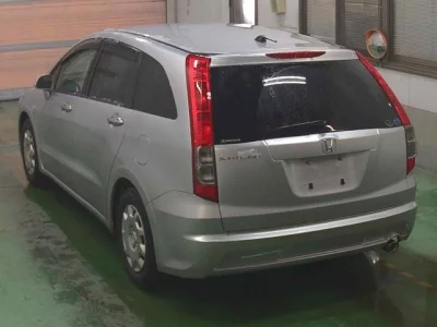 Honda STREAM  с аукциона в Японии
