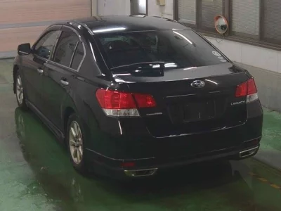 Subaru LEGACY B4