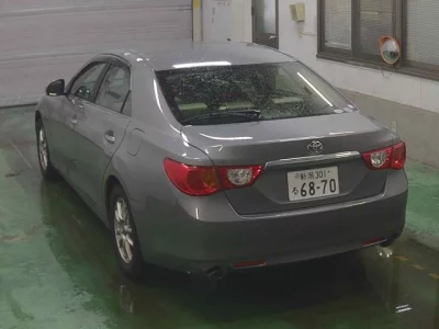 Toyota MARK X  с аукциона в Японии